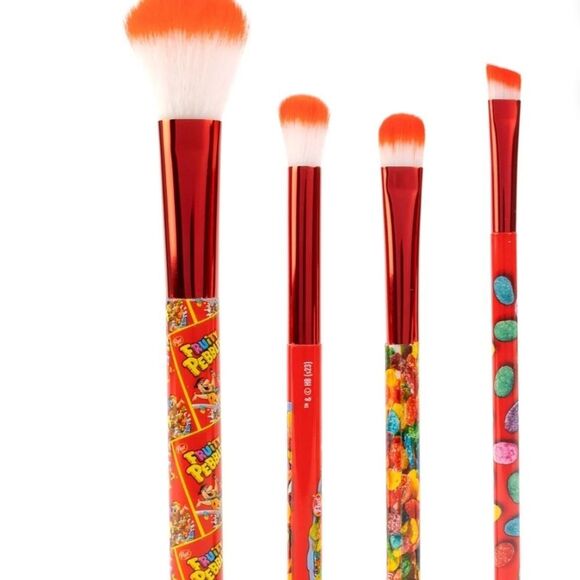 Taste Beauty Fruity Pebbles 4-PC Cosmetic Brush Set - Picture 3 of 5